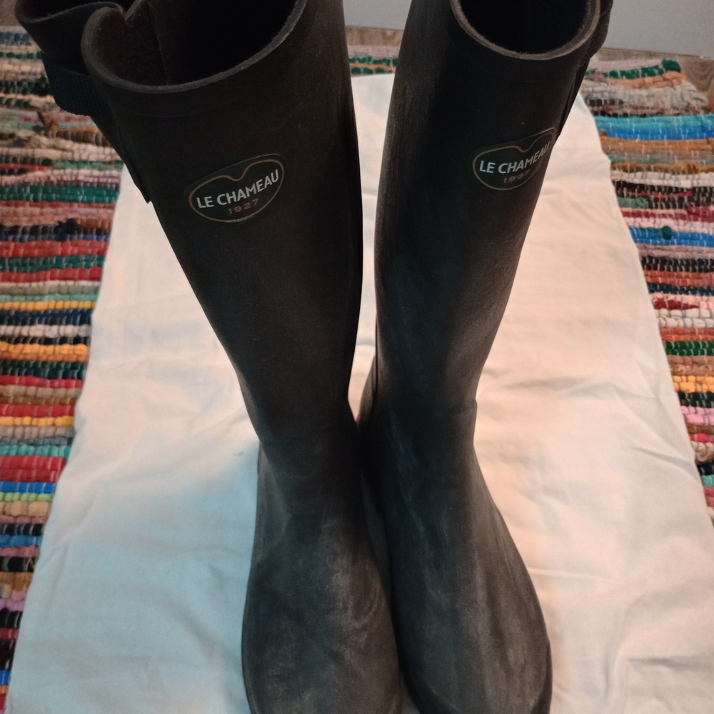 le chateau Women's Black Winter & Rain Boots
